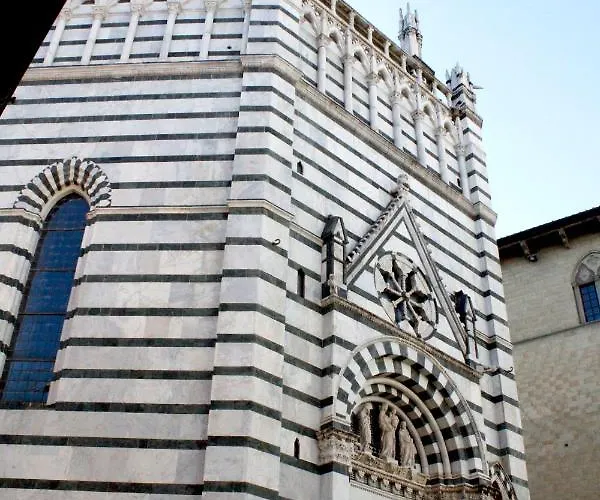 아파트 Carducci Flat - In Centro Storico *